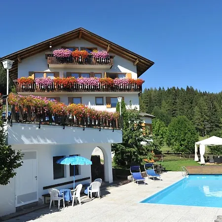 Langeshof Hotel